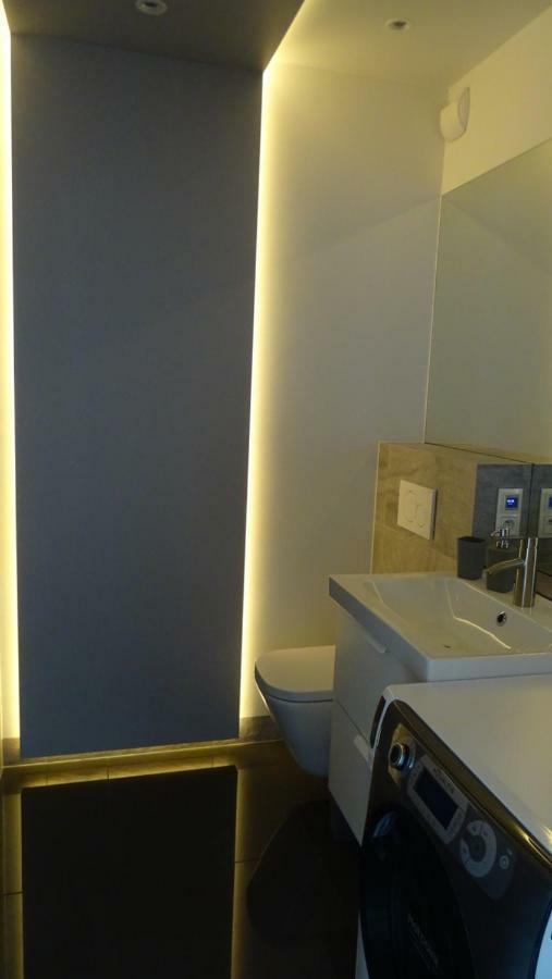 Black Line Appartement *
